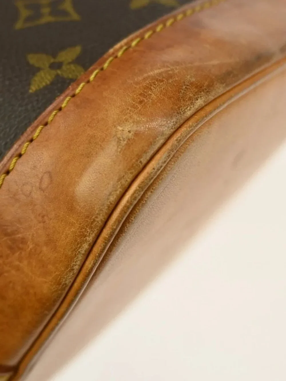 LOUIS VUITTON ALMA HANDBAG MONOGRAM